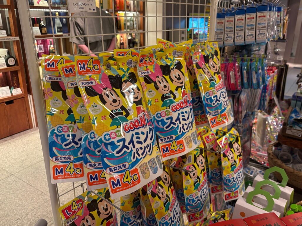 ルネッサンスリゾートオキナワのマーケットプラザに売っている水泳用おむつ