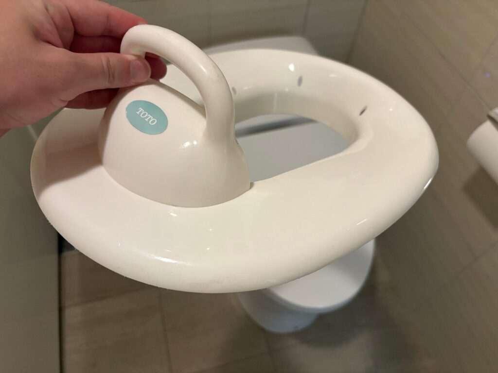 ルネッサンスリゾートオキナワでレンタルした補助便座