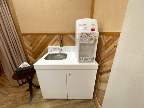 ナゴパイナップルパークの授乳室の給湯器