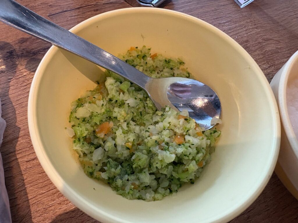 ルネッサンスリゾートオキナワのセイルフィッシュカフェの離乳食きざみ野菜