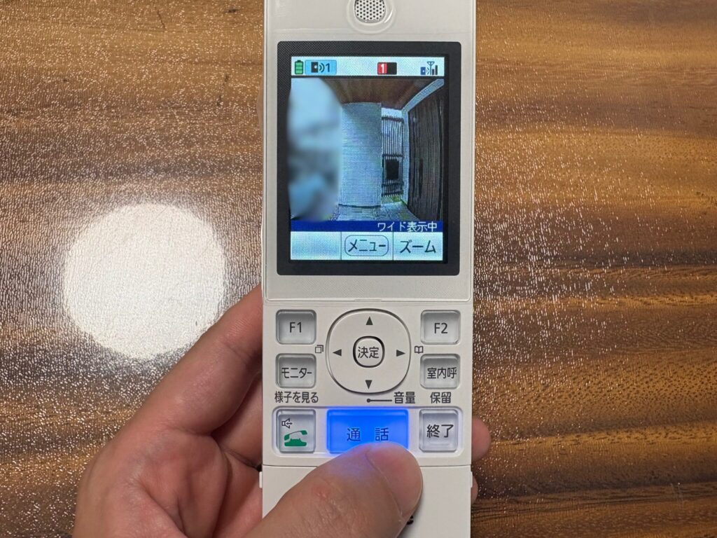 パナソニックドアホンVL-SWD505KFの子機画面